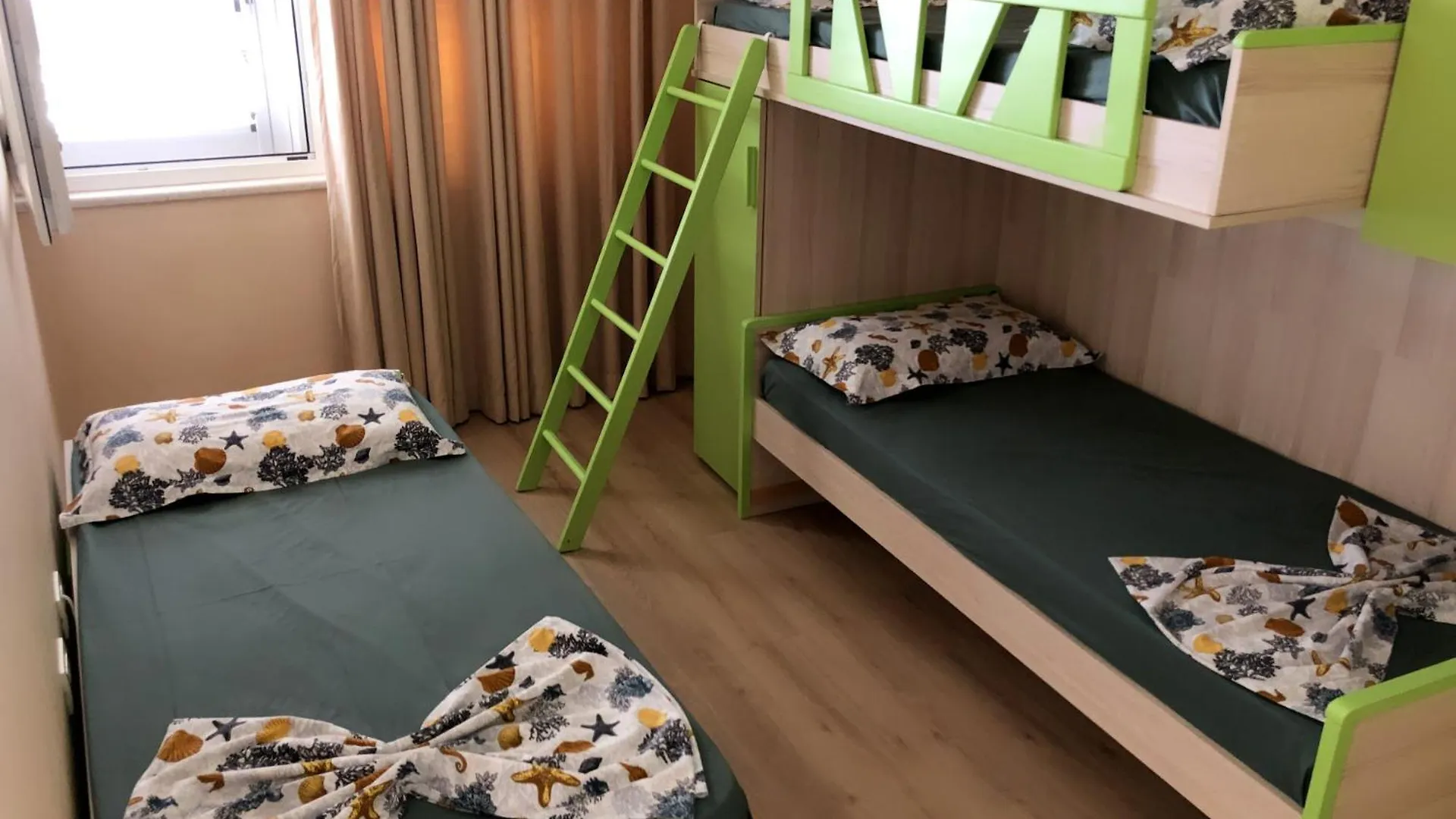 Arbian Apartment Plazhi San Pietro Albania